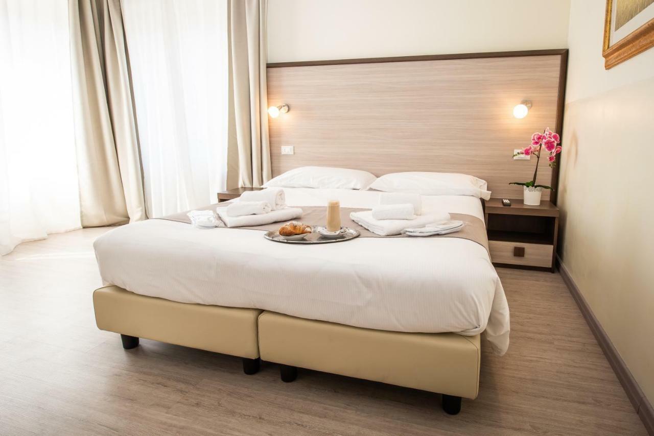 Hotel Rosa Μπαβένο Εξωτερικό φωτογραφία