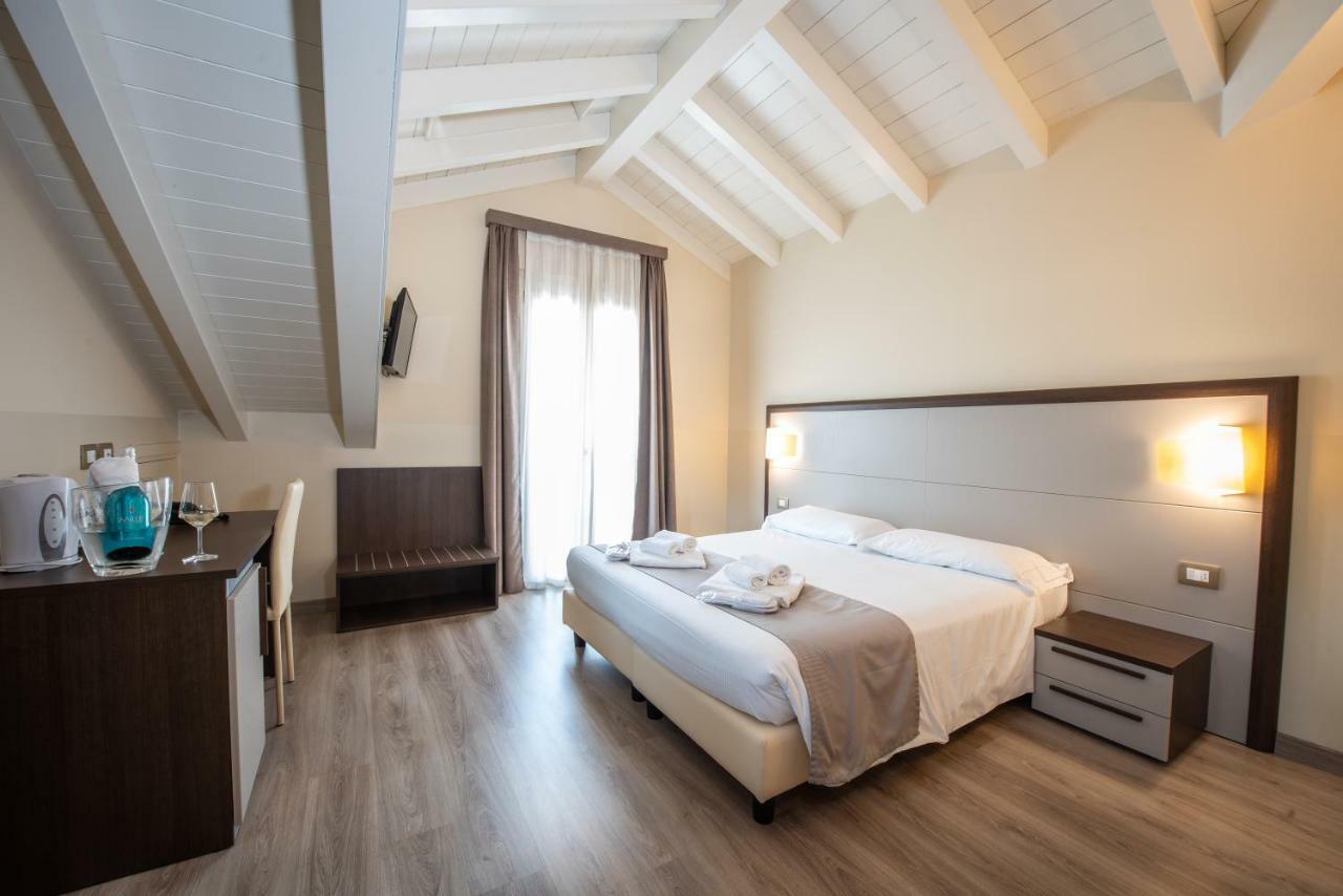 Hotel Rosa Μπαβένο Εξωτερικό φωτογραφία