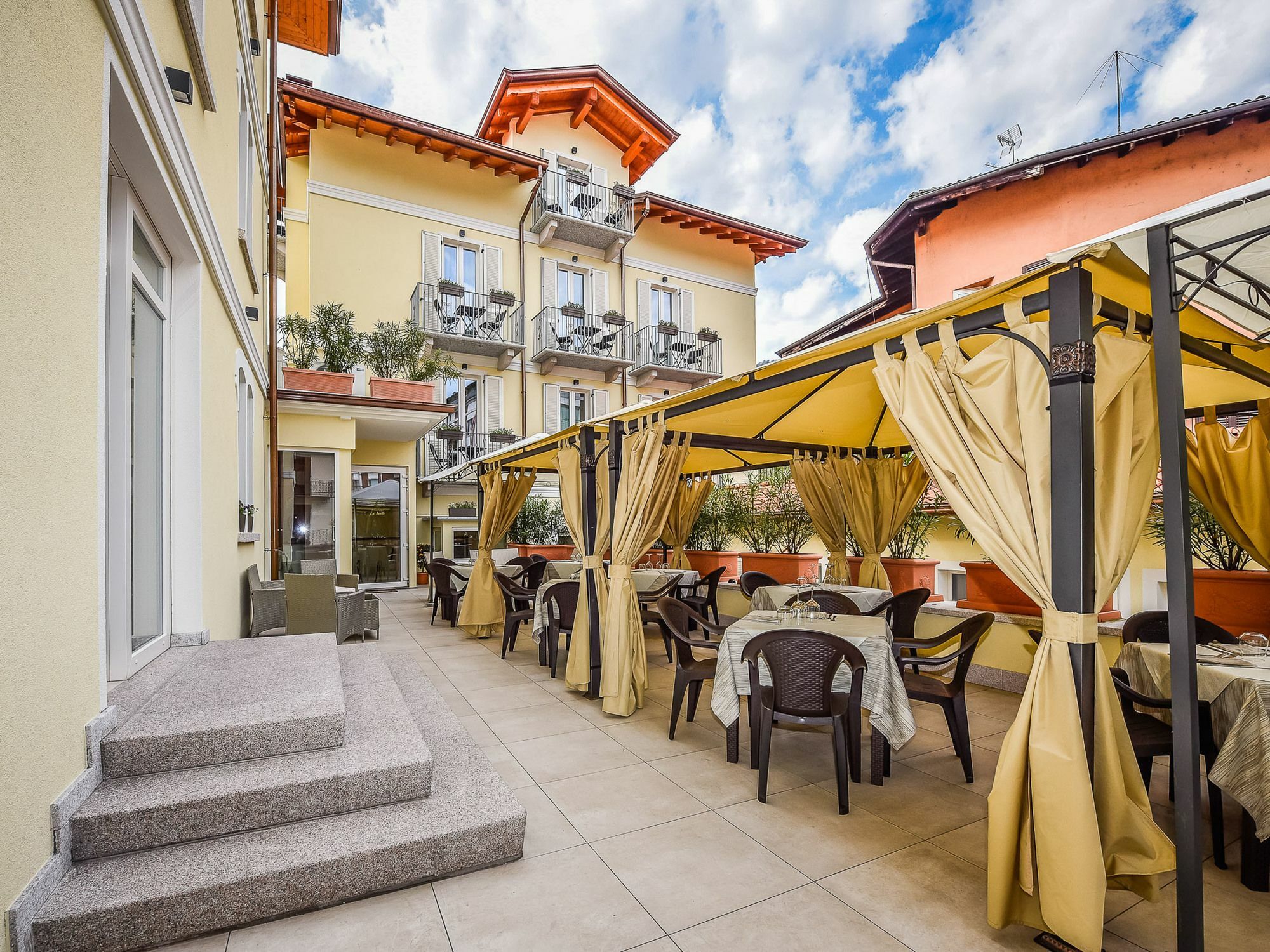 Hotel Rosa Μπαβένο Εξωτερικό φωτογραφία